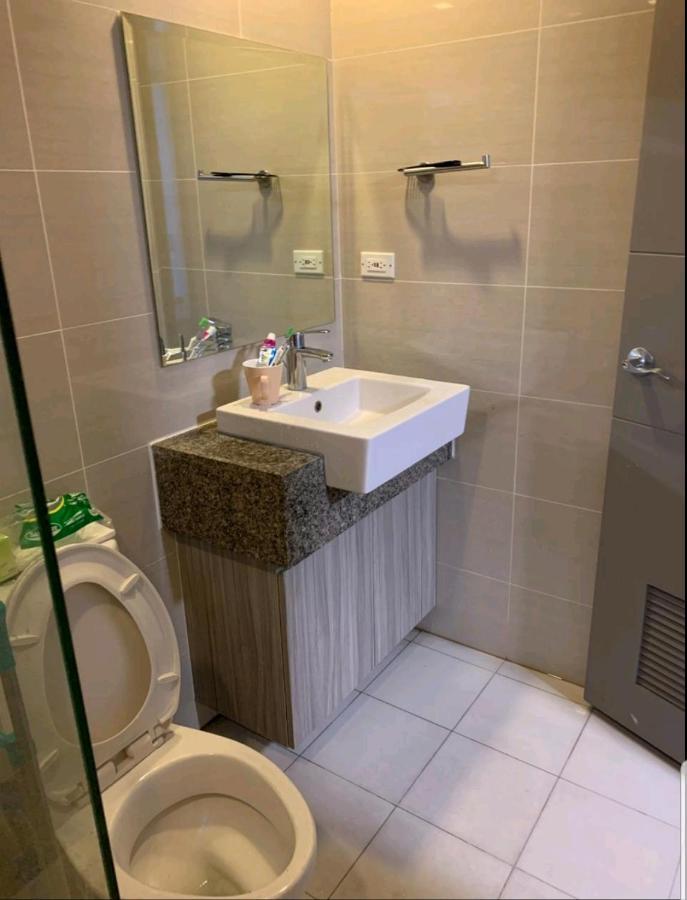 One Uptown Residence Taguig Eksteriør bilde